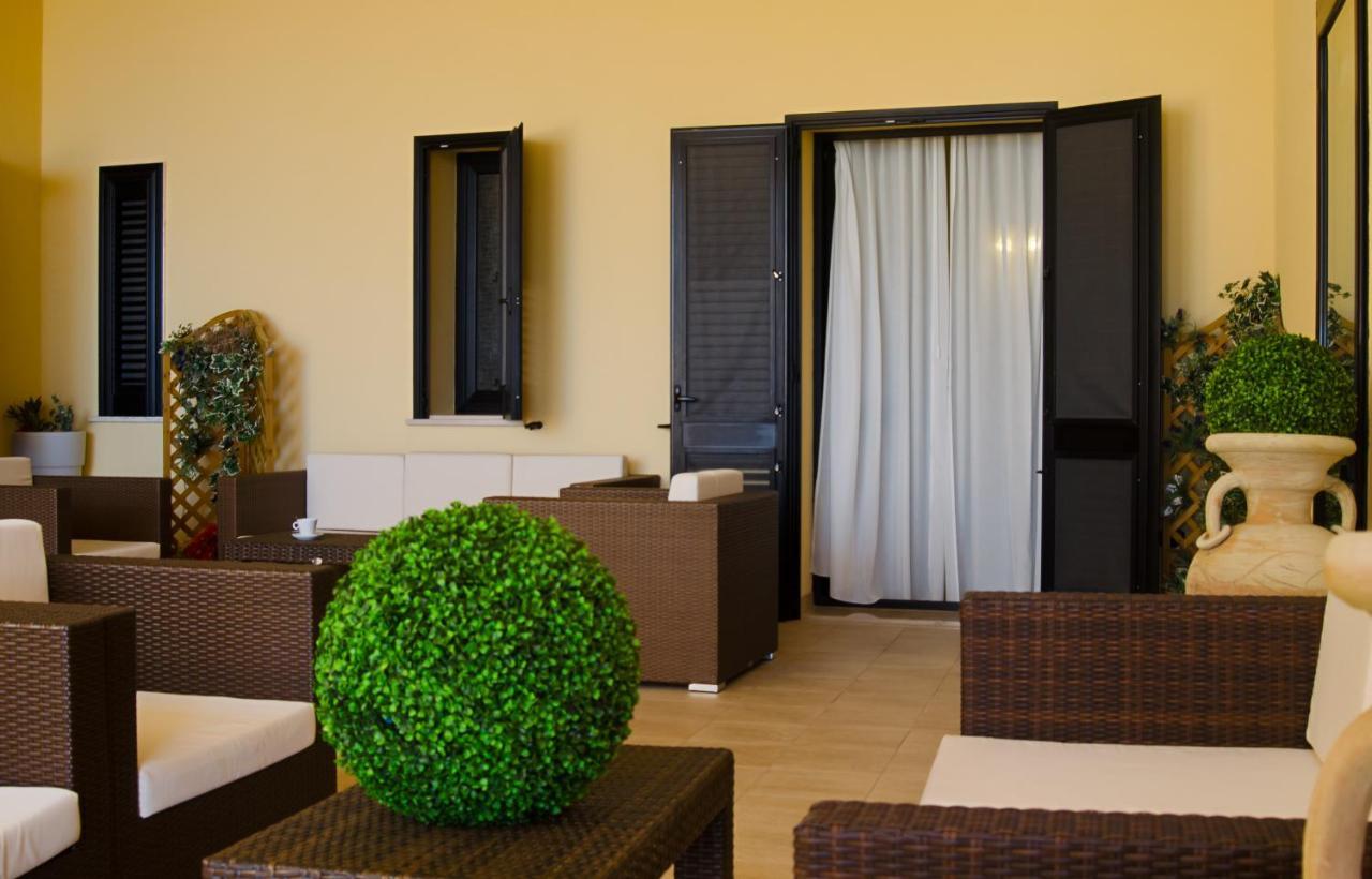 Hotel Salento Gold Beach 佩斯科勒海滨 外观 照片